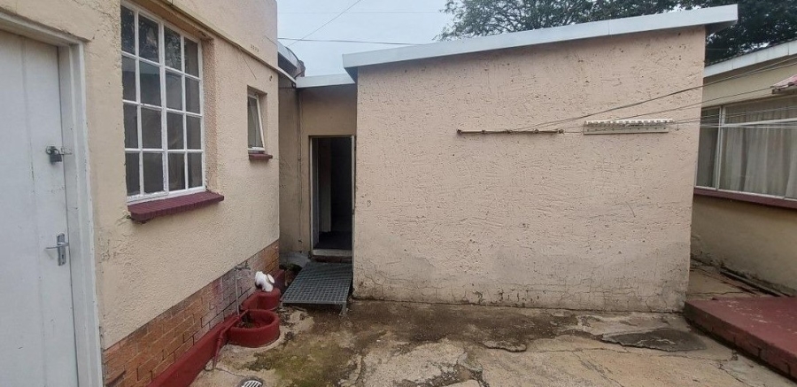 9 Bedroom Property for Sale in Tulisa Park Gauteng