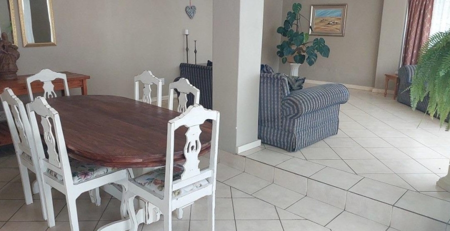 9 Bedroom Property for Sale in Tulisa Park Gauteng