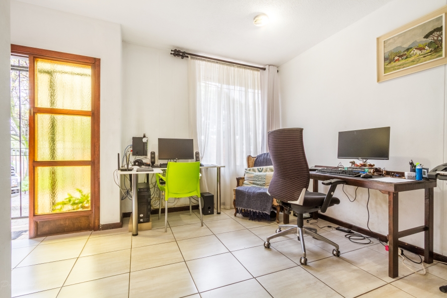 3 Bedroom Property for Sale in La Montagne Gauteng