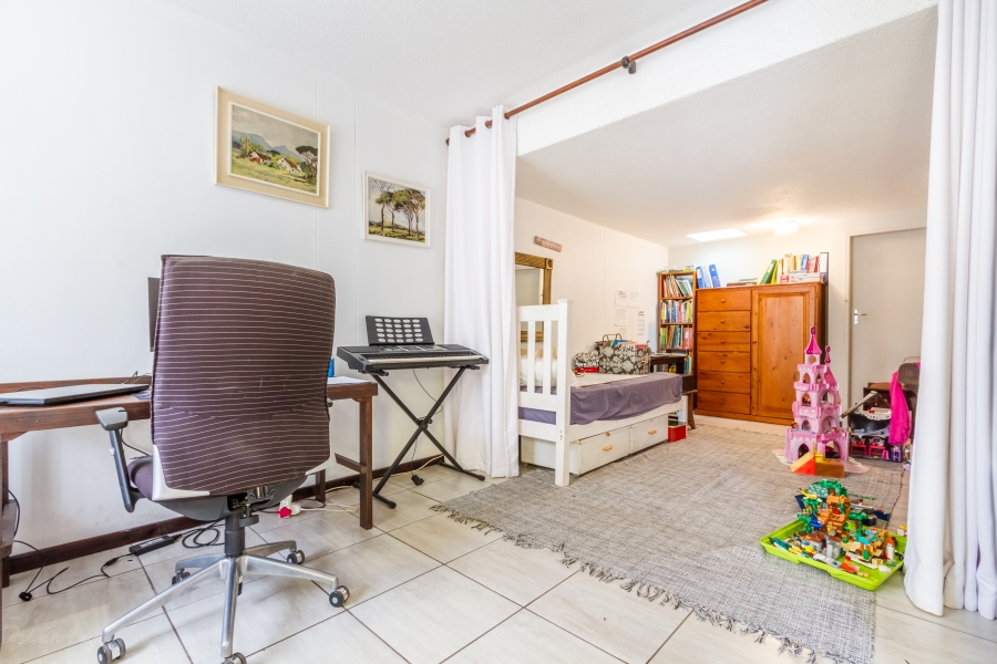 3 Bedroom Property for Sale in La Montagne Gauteng