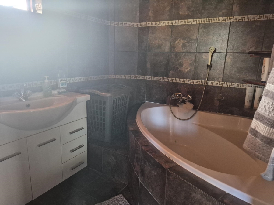 8 Bedroom Property for Sale in Cullinan Rural Gauteng