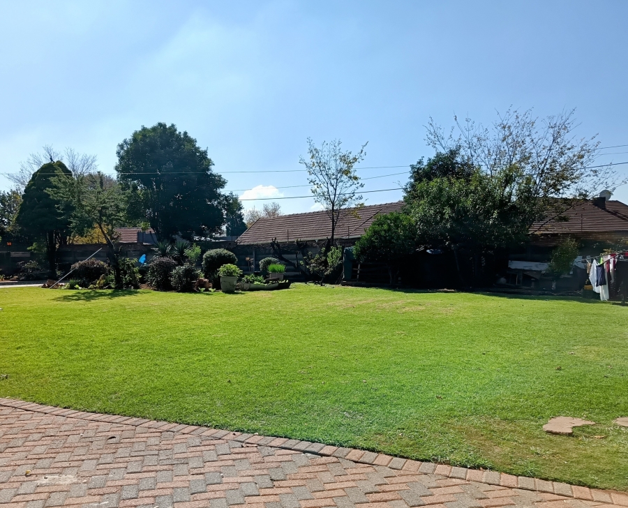 3 Bedroom Property for Sale in Morehill Gauteng