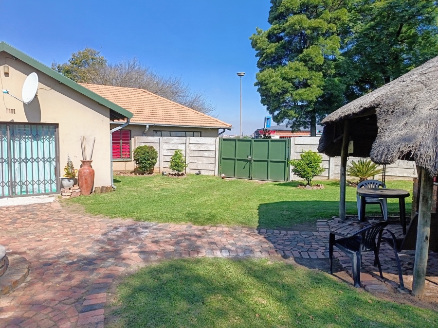 3 Bedroom Property for Sale in Morehill Gauteng