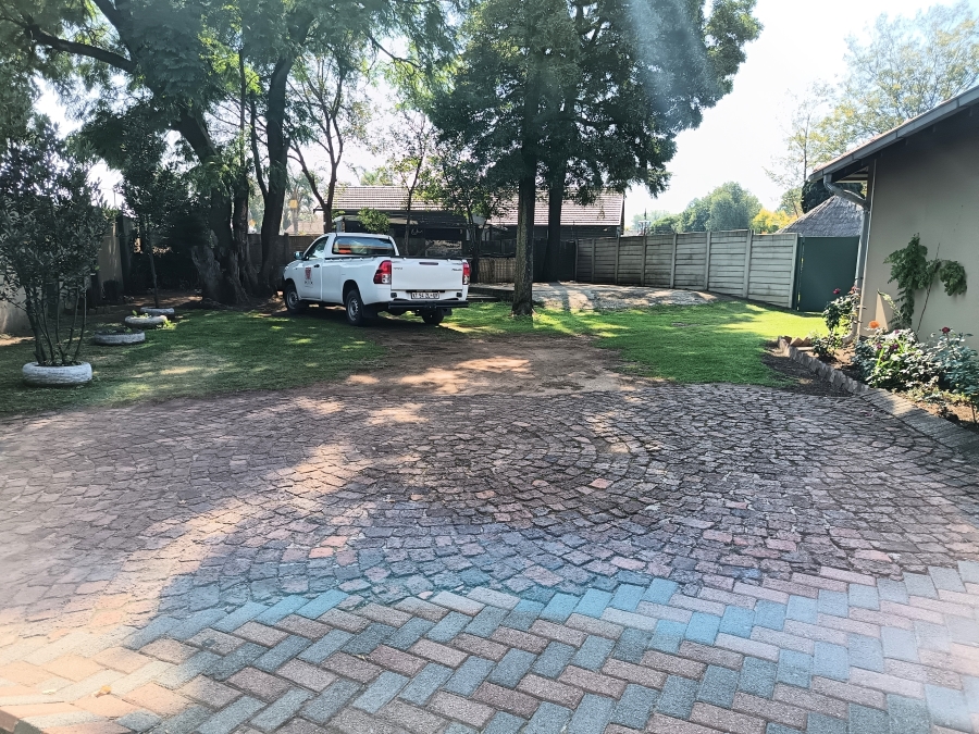 3 Bedroom Property for Sale in Morehill Gauteng