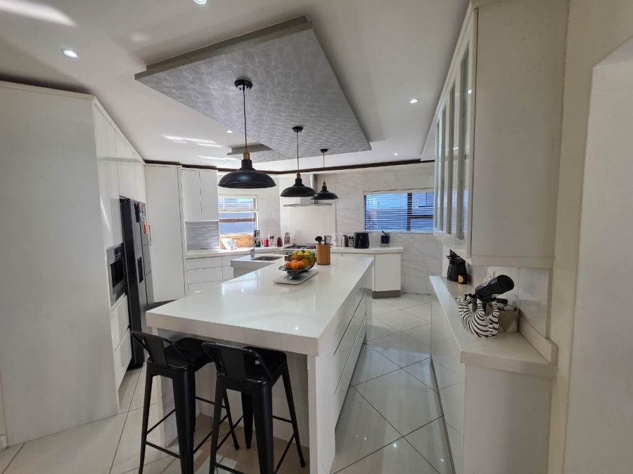 3 Bedroom Property for Sale in Ebotse Golf Estate Gauteng