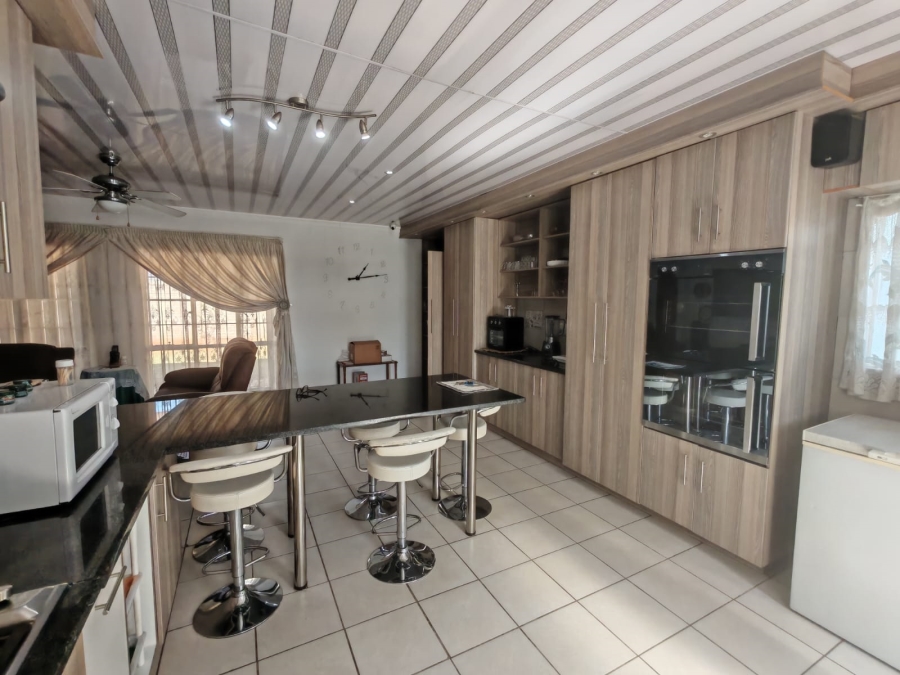 3 Bedroom Property for Sale in Northmead Gauteng