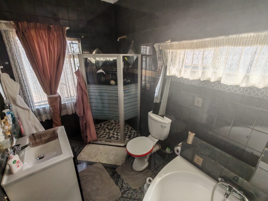 3 Bedroom Property for Sale in Northmead Gauteng