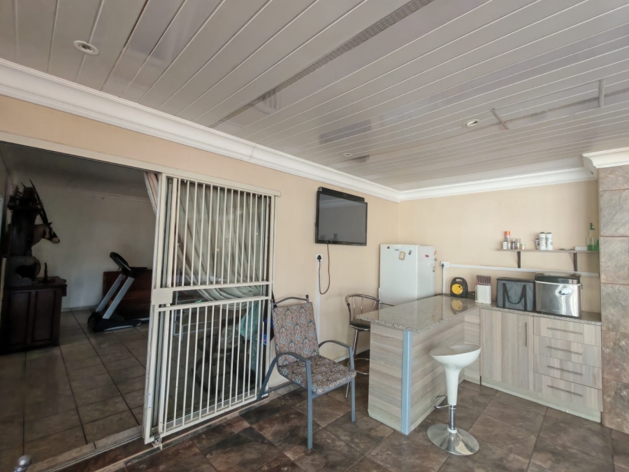 3 Bedroom Property for Sale in Northmead Gauteng