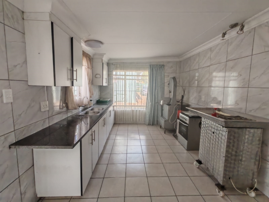 3 Bedroom Property for Sale in Northmead Gauteng