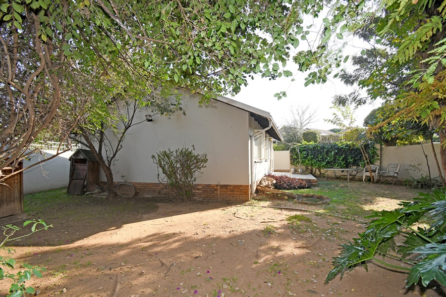 2 Bedroom Property for Sale in Sonneglans Gauteng