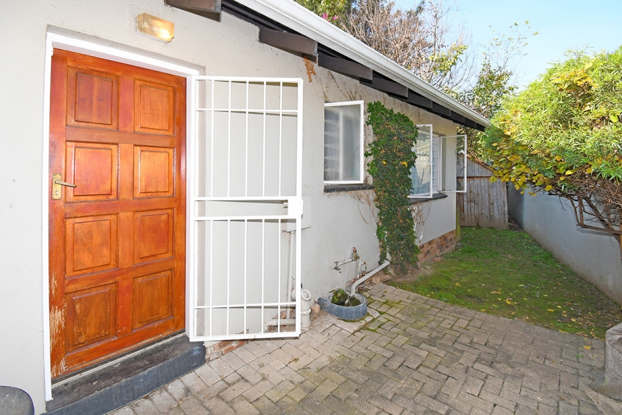 2 Bedroom Property for Sale in Sonneglans Gauteng