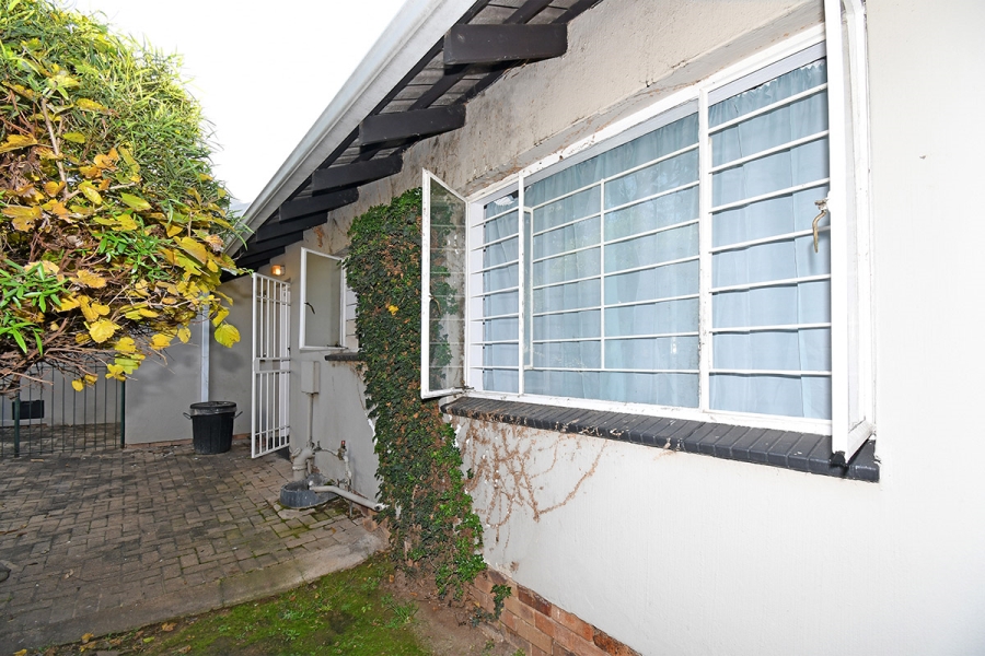 2 Bedroom Property for Sale in Sonneglans Gauteng