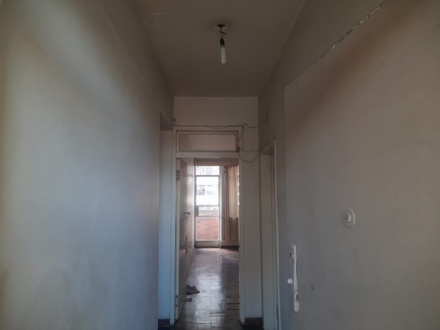 2 Bedroom Property for Sale in Hillbrow Gauteng