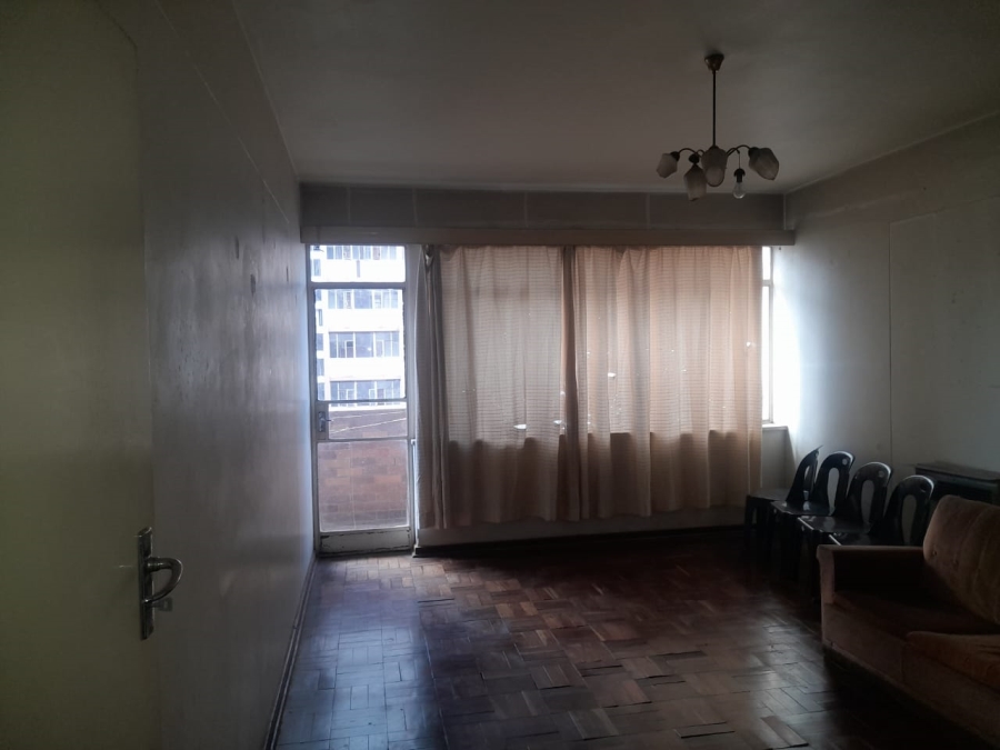 2 Bedroom Property for Sale in Hillbrow Gauteng