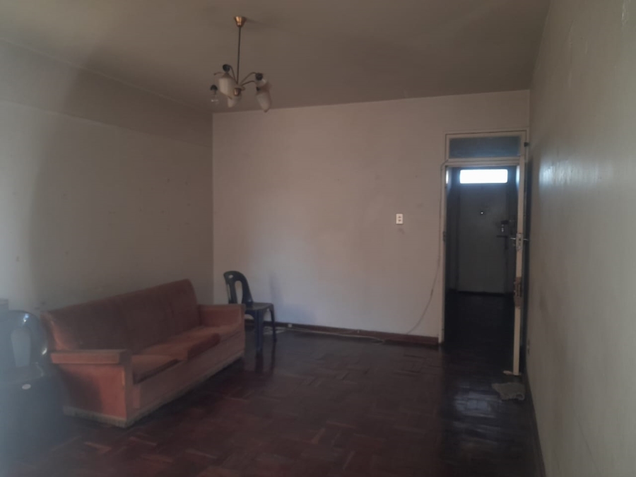 2 Bedroom Property for Sale in Hillbrow Gauteng