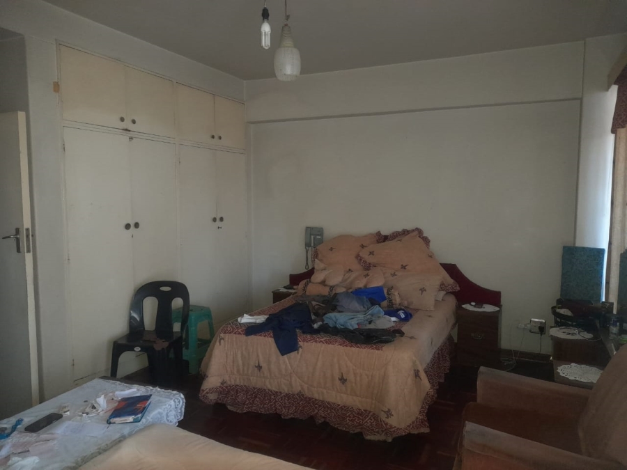 2 Bedroom Property for Sale in Hillbrow Gauteng
