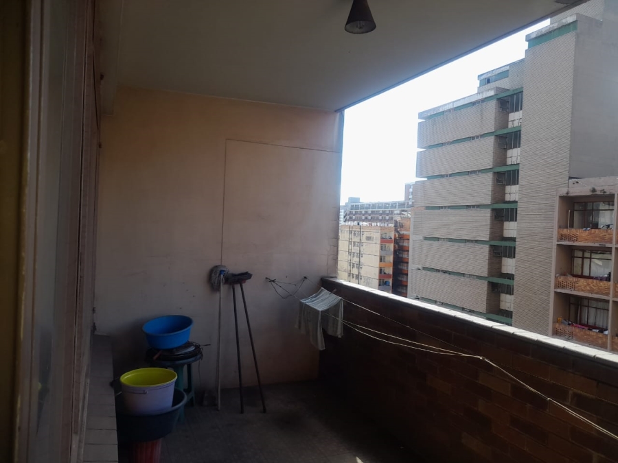 2 Bedroom Property for Sale in Hillbrow Gauteng