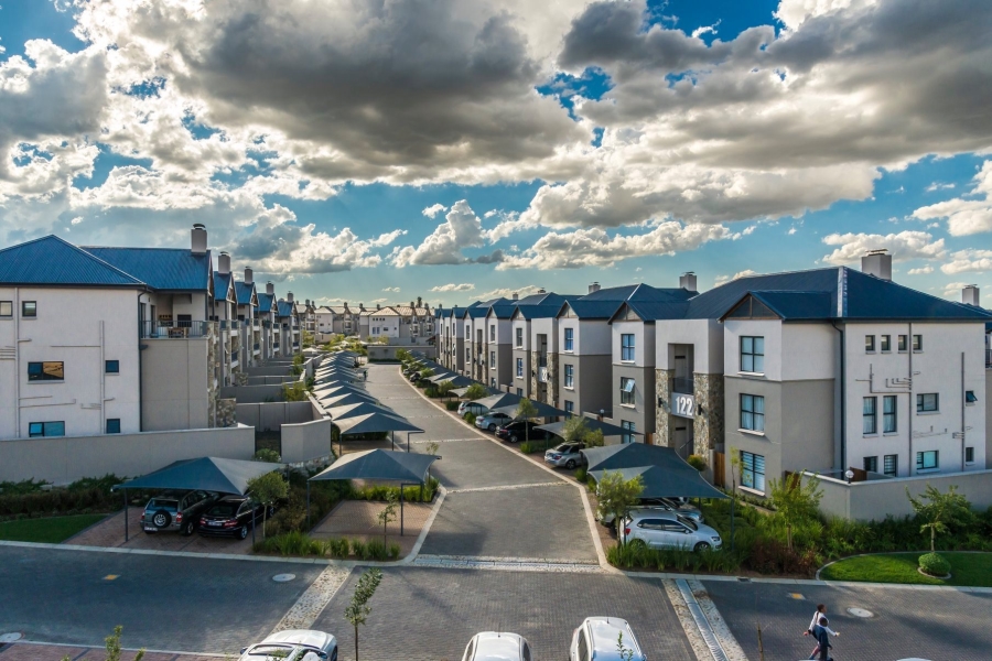 To Let 3 Bedroom Property for Rent in Waterfall Gauteng