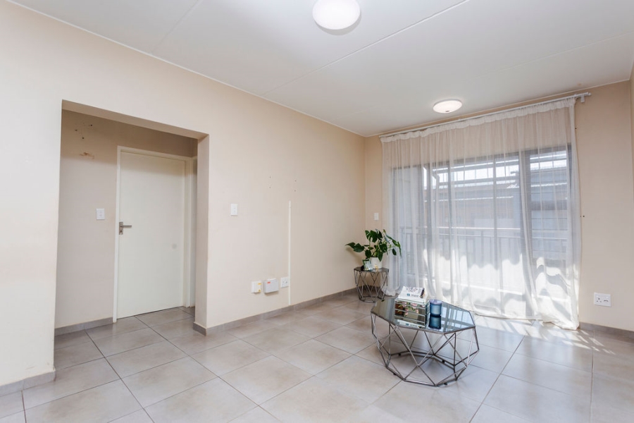 2 Bedroom Property for Sale in Waterfall Ridge Gauteng