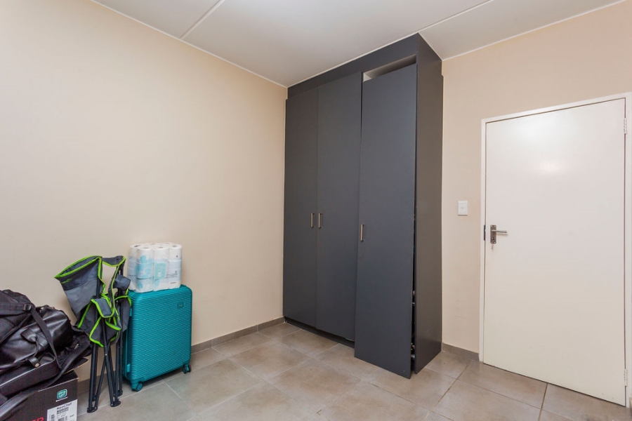 2 Bedroom Property for Sale in Waterfall Ridge Gauteng