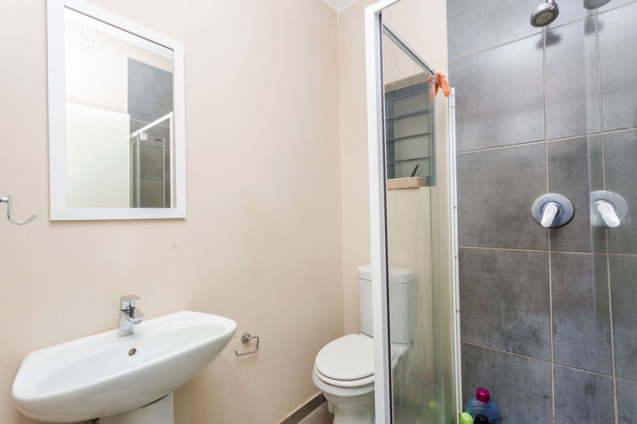 2 Bedroom Property for Sale in Waterfall Ridge Gauteng