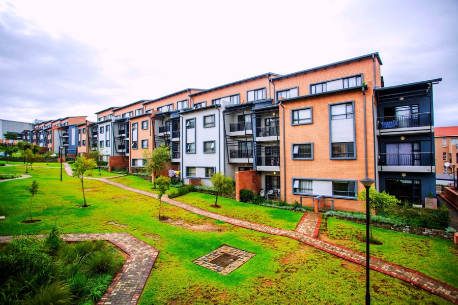 2 Bedroom Property for Sale in Waterfall Ridge Gauteng