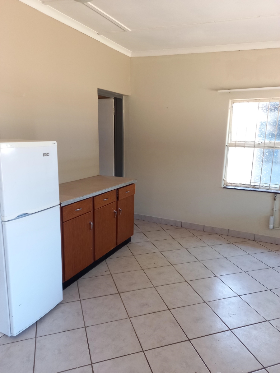 To Let 1 Bedroom Property for Rent in Moregloed Gauteng