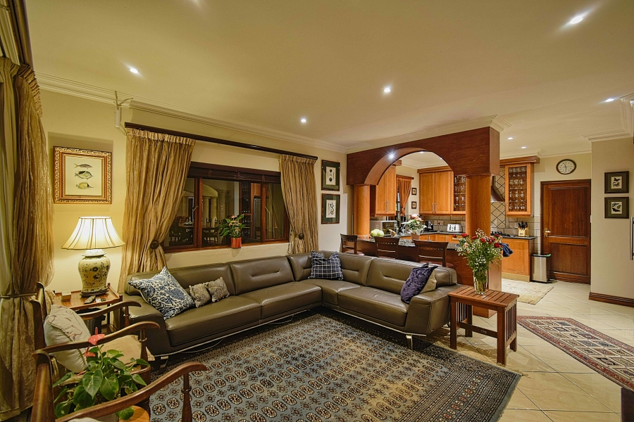 4 Bedroom Property for Sale in Woodmead Gauteng