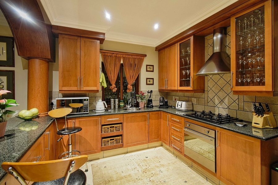 4 Bedroom Property for Sale in Woodmead Gauteng