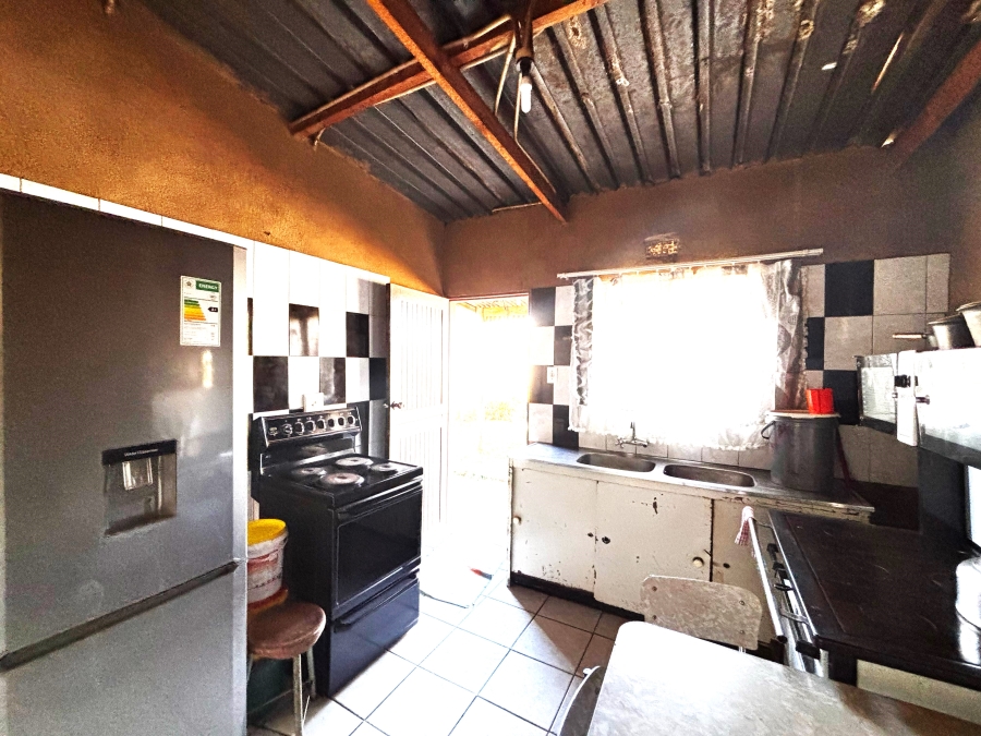5 Bedroom Property for Sale in Tsakane Ext 17 Gauteng