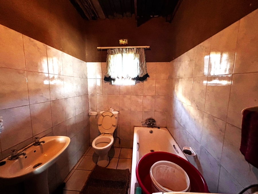 5 Bedroom Property for Sale in Tsakane Ext 17 Gauteng