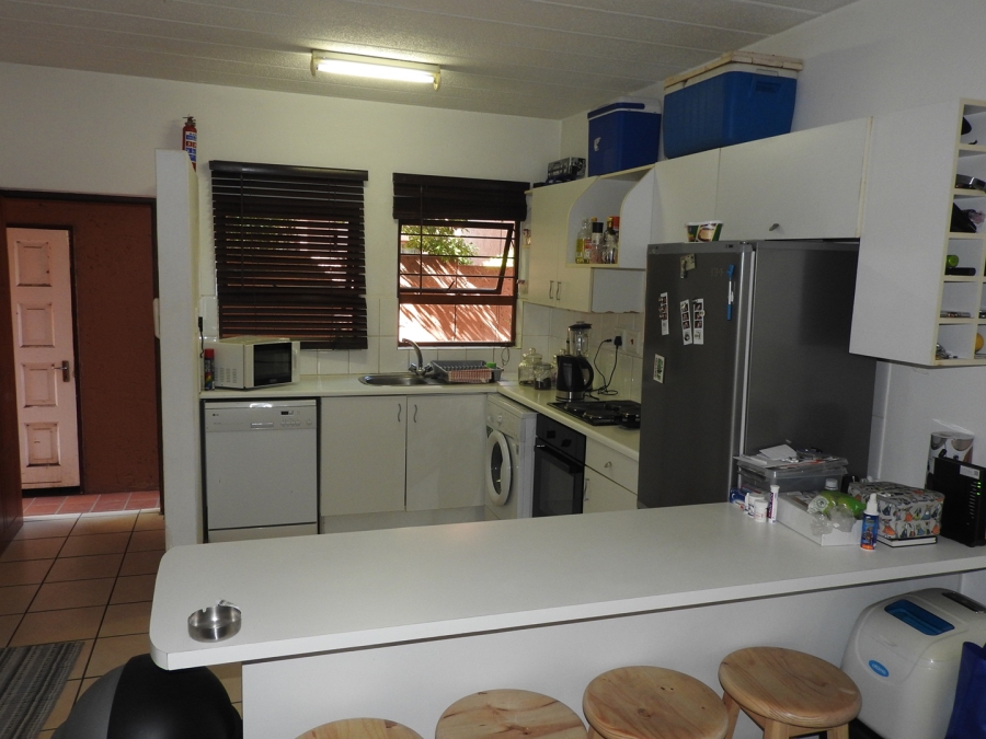 2 Bedroom Property for Sale in Sunninghill Gauteng
