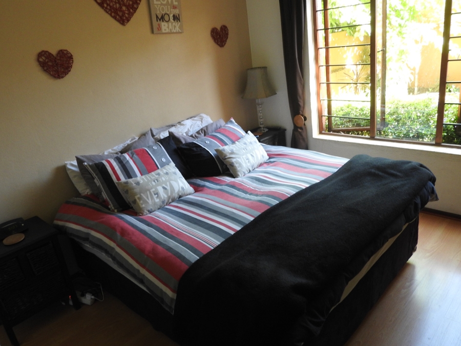 2 Bedroom Property for Sale in Sunninghill Gauteng