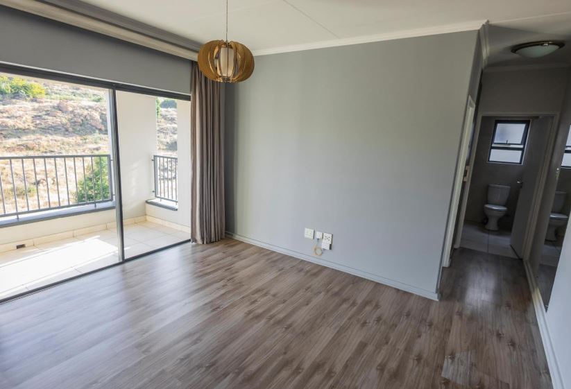 1 Bedroom Property for Sale in Oakdene Gauteng