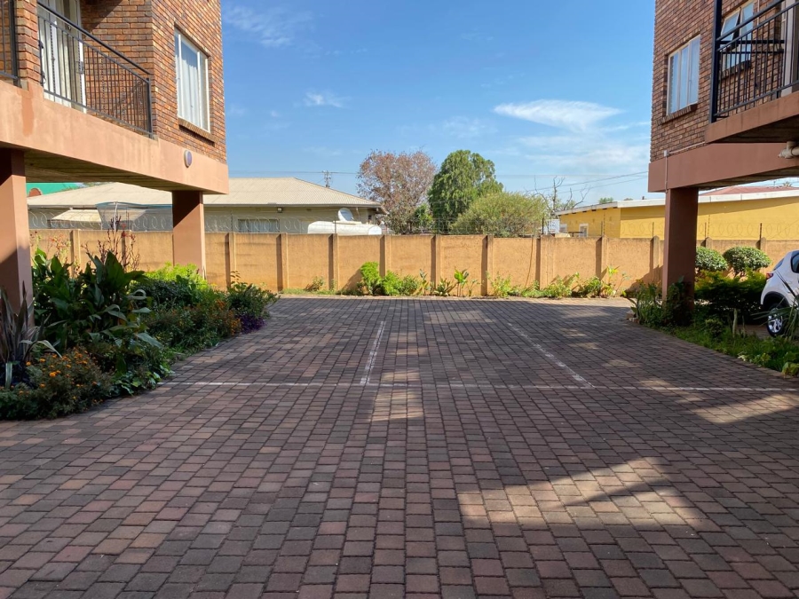 2 Bedroom Property for Sale in Daspoort Gauteng
