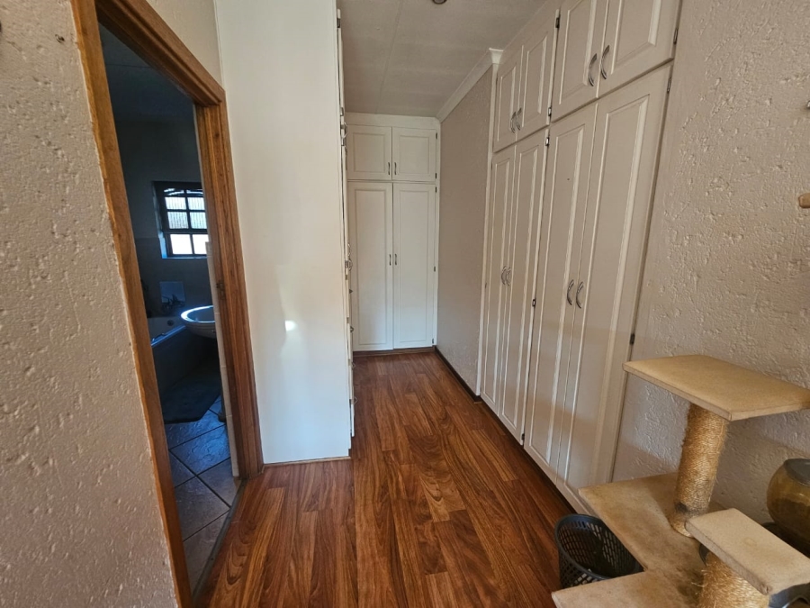 3 Bedroom Property for Sale in Greenhills Gauteng