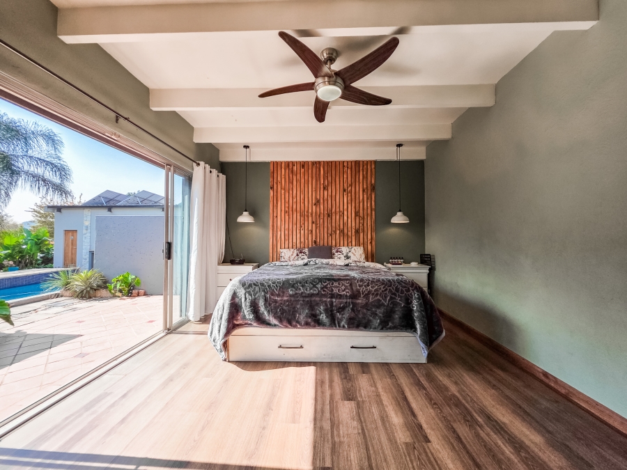 5 Bedroom Property for Sale in Faerie Glen Gauteng