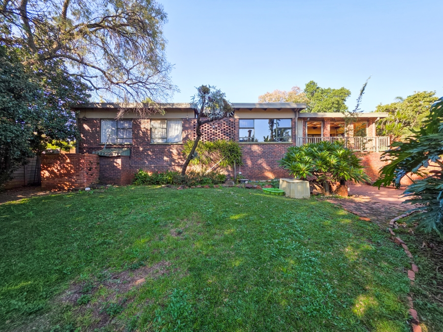 3 Bedroom Property for Sale in Faerie Glen Gauteng
