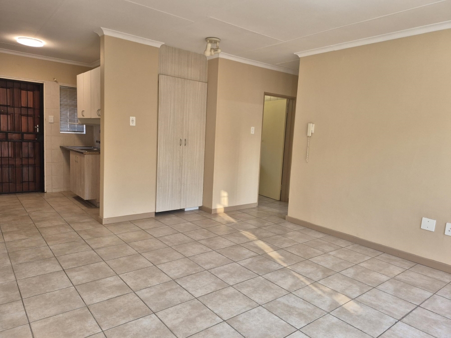 2 Bedroom Property for Sale in Montana Gauteng