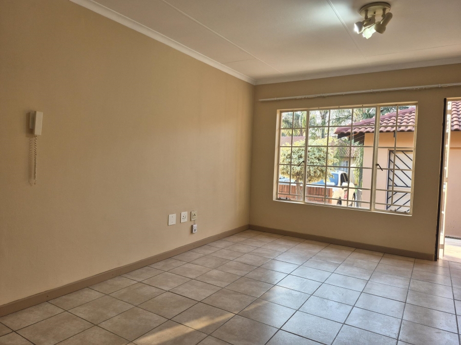 2 Bedroom Property for Sale in Montana Gauteng