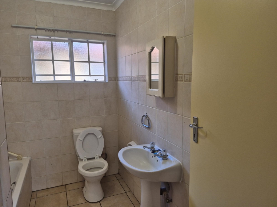 2 Bedroom Property for Sale in Montana Gauteng
