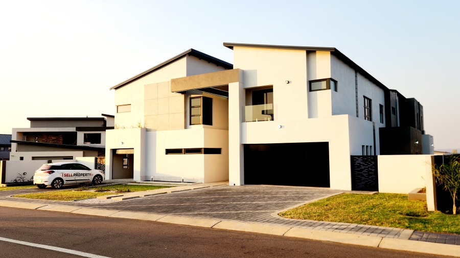 5 Bedroom Property for Sale in Six Fountains Residential Estate Gauteng