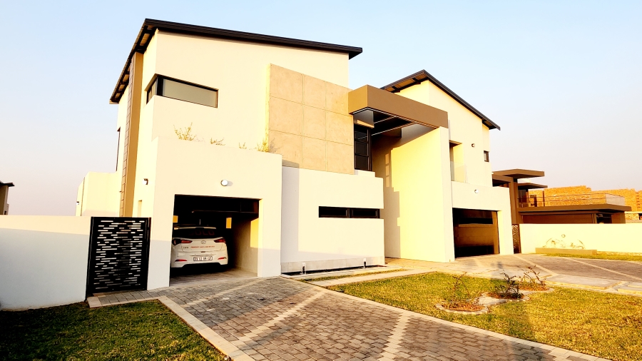 5 Bedroom Property for Sale in Six Fountains Residential Estate Gauteng