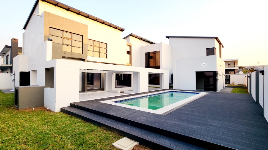 5 Bedroom Property for Sale in Six Fountains Residential Estate Gauteng