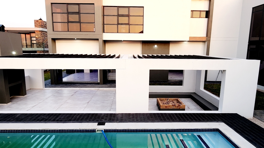5 Bedroom Property for Sale in Six Fountains Residential Estate Gauteng