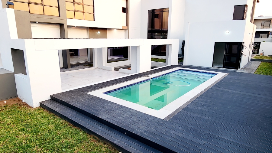 5 Bedroom Property for Sale in Six Fountains Residential Estate Gauteng