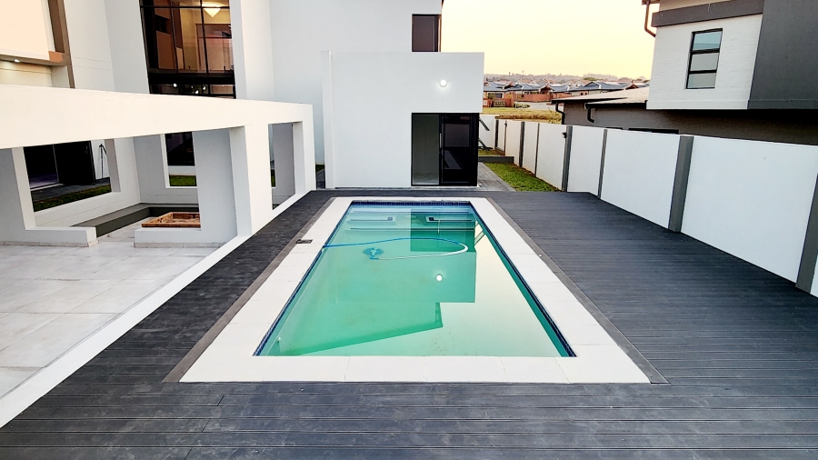5 Bedroom Property for Sale in Six Fountains Residential Estate Gauteng