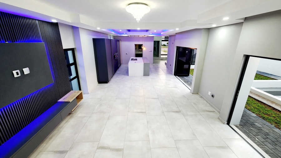 5 Bedroom Property for Sale in Six Fountains Residential Estate Gauteng