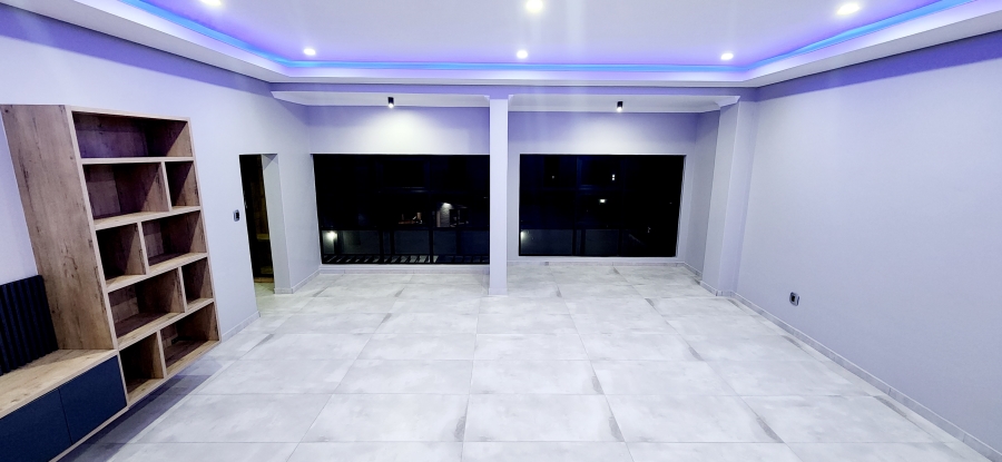 5 Bedroom Property for Sale in Six Fountains Residential Estate Gauteng