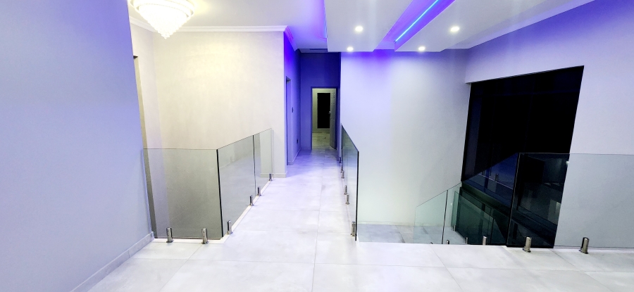 5 Bedroom Property for Sale in Six Fountains Residential Estate Gauteng